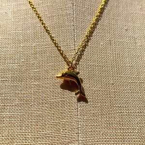 NWT Sterling Silver Plated Chain & Dolphin Alloy Metal Charm Necklace